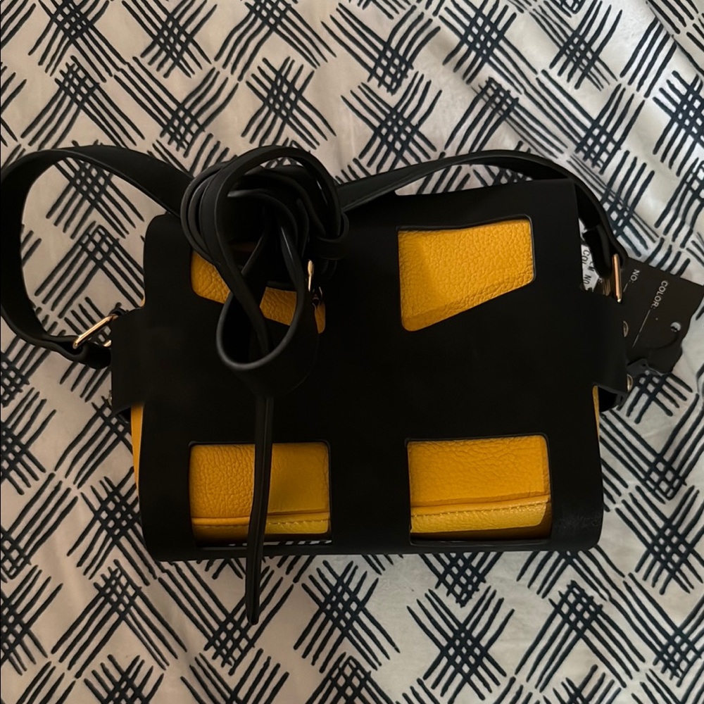 Black and Yellow Geometric Crossbody Bag with Silver Detail - Picture 3 of 5